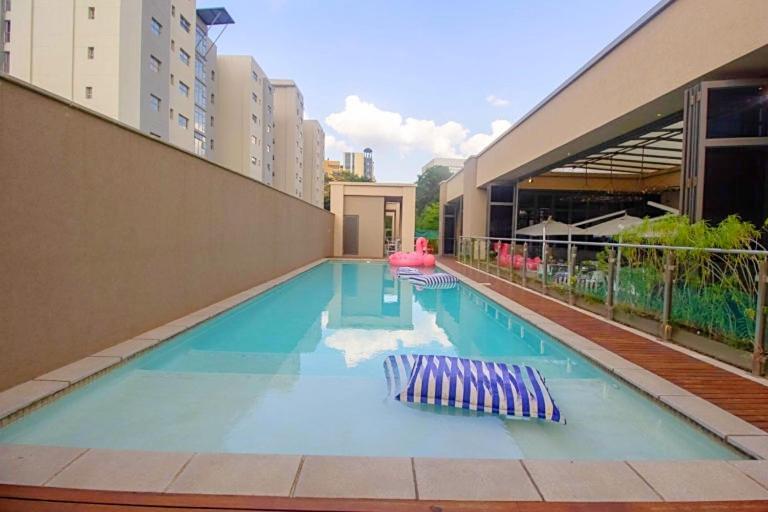 Sandton Luxury Apartment Joanesburgo Exterior foto